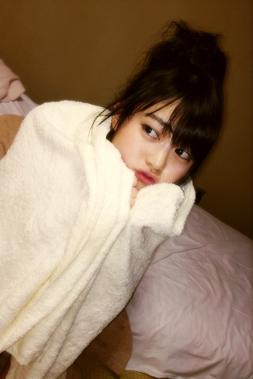 AKB48前田亜美がバスタオル1枚の衝撃ショットを投稿！ - AKBと坂道の画像まとめブログ ガゾ速！